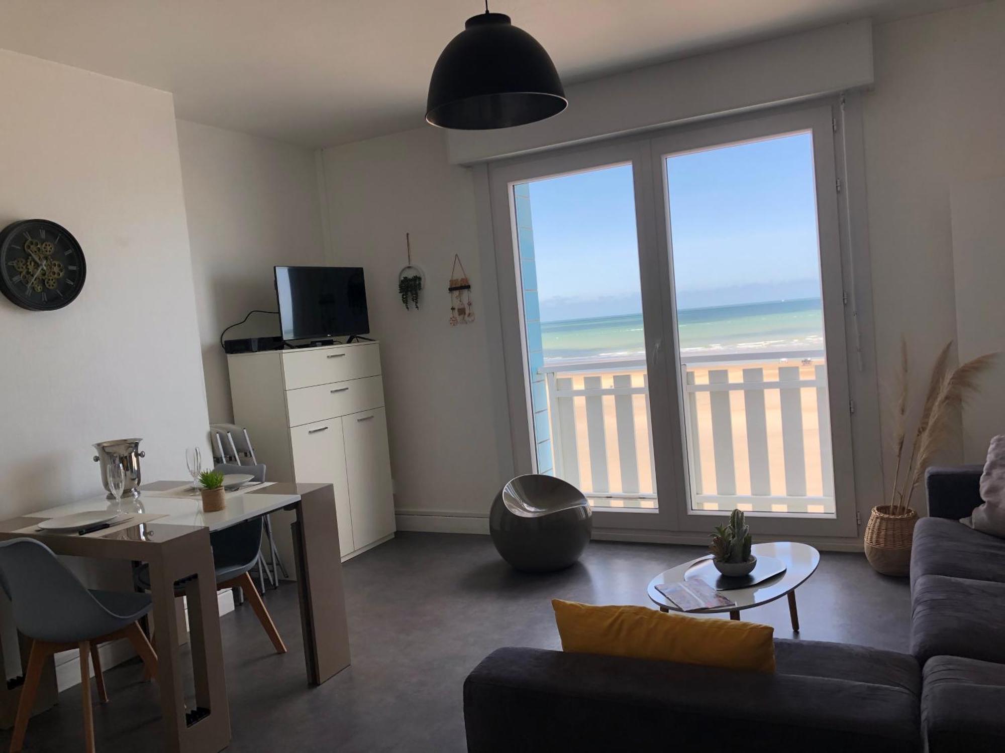Appartement Sur La Plage De Malo Les Bains Vue Mer Dunkirk Bagian luar foto